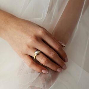 Pearl Ring for Women, 18K Gold Plated Rings for Bride Wedding Engagement